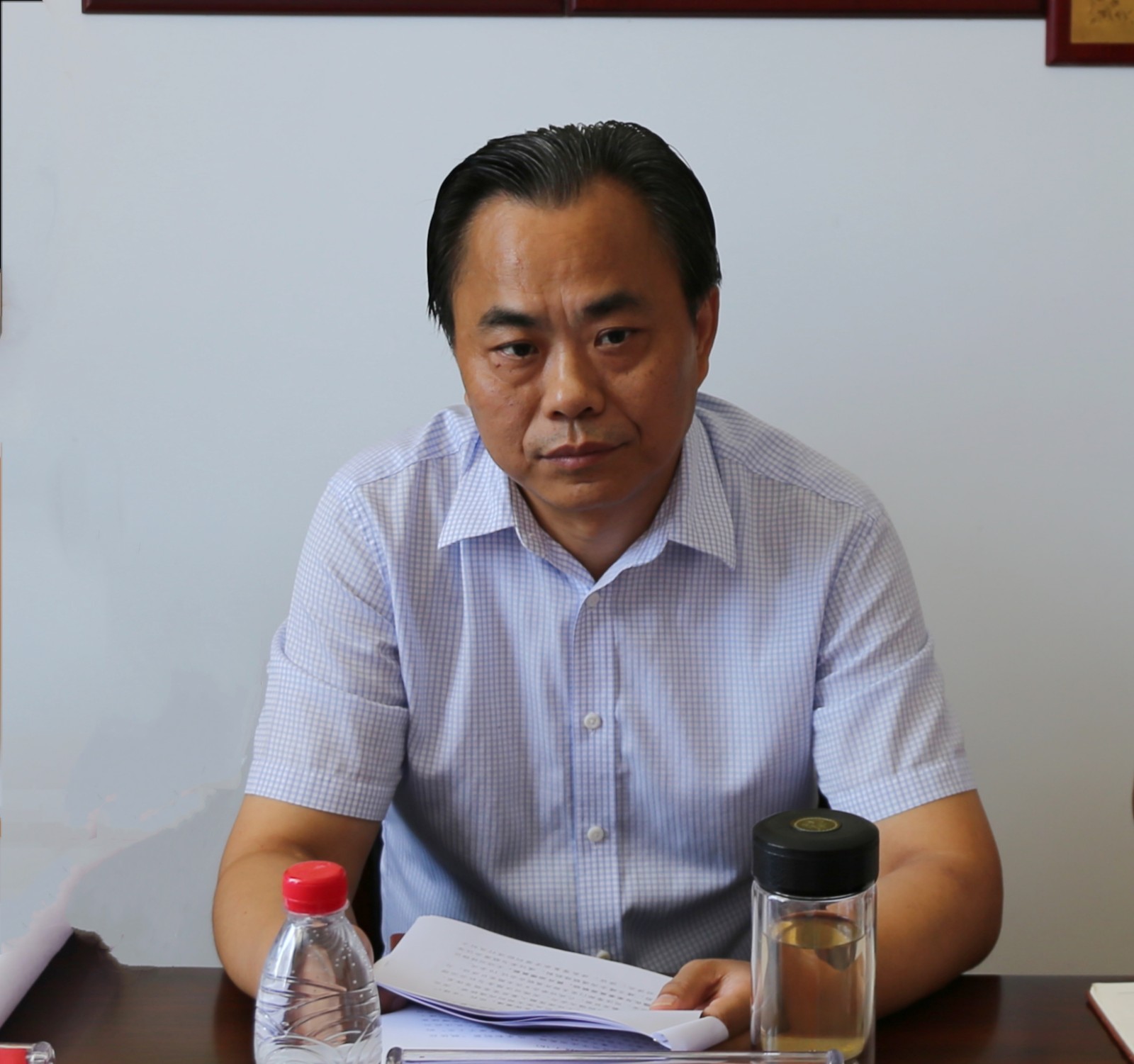 毛华庆.jpg